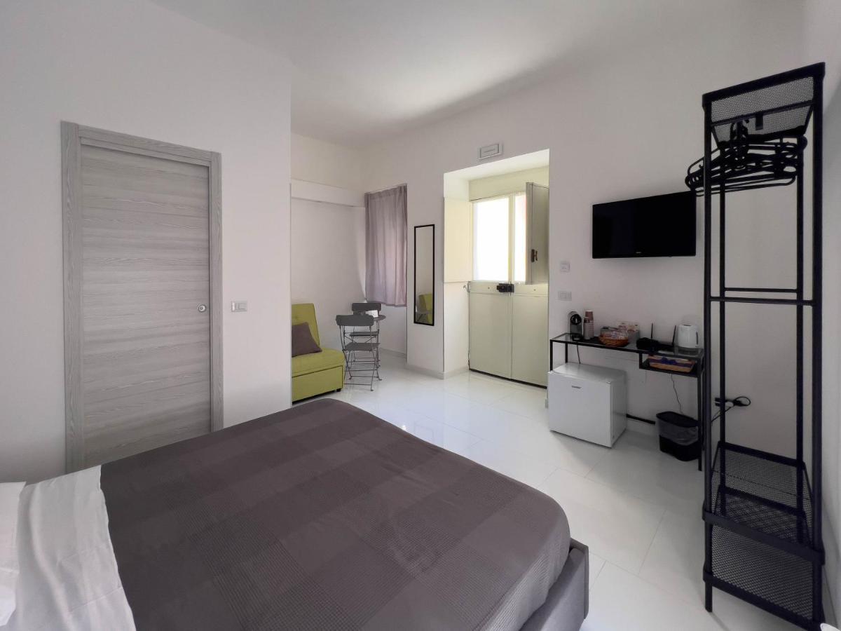 Casa Gale - House In Catania Center Apartment Bagian luar foto
